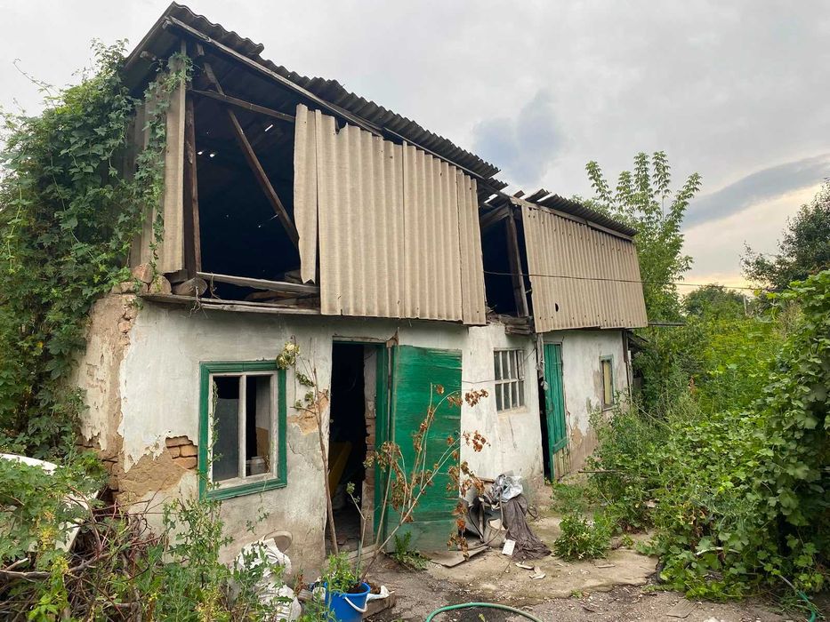Продается дом, в аварийном состоянии