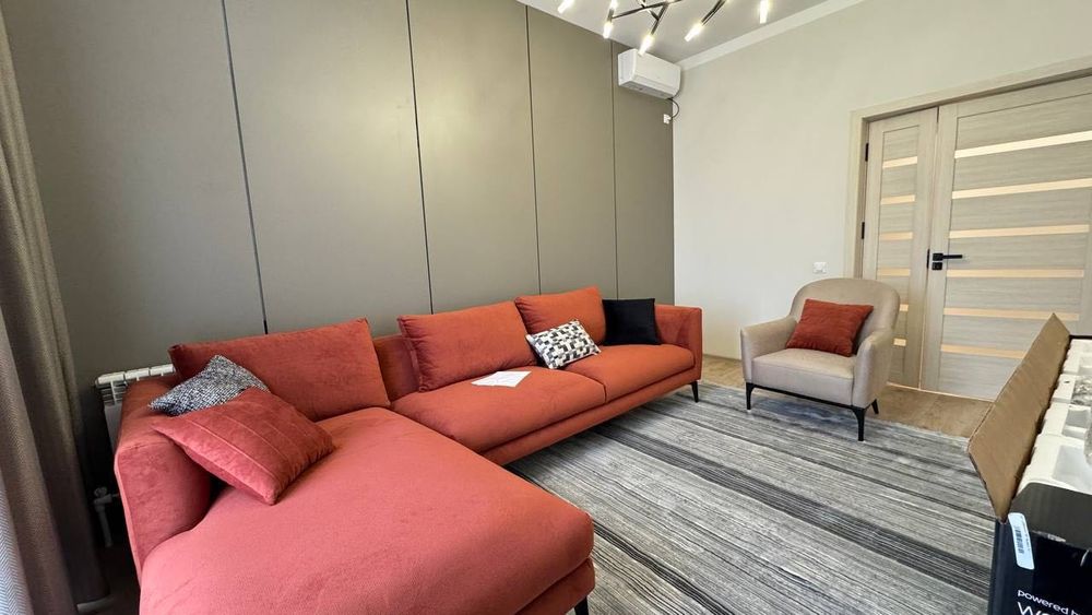 Alfraganus Продается 2 комнатная квартира ремонт Узбум Мирабад