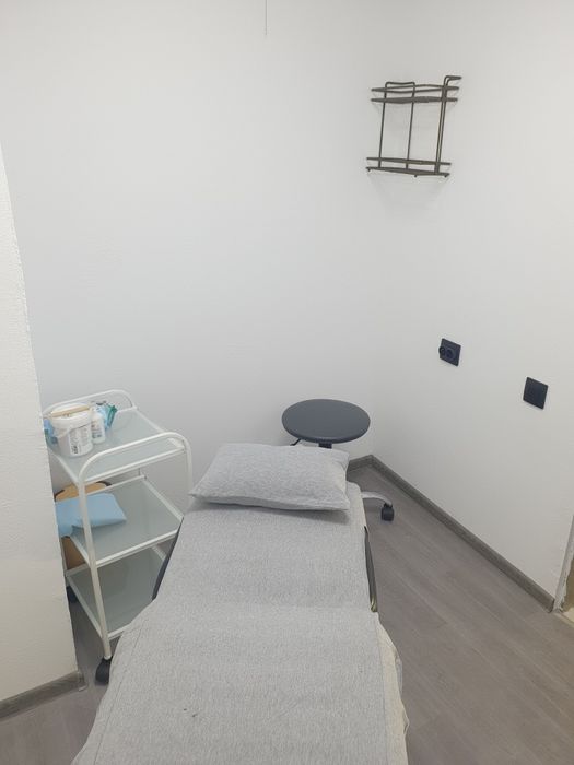 Сдам кабинет при салоне