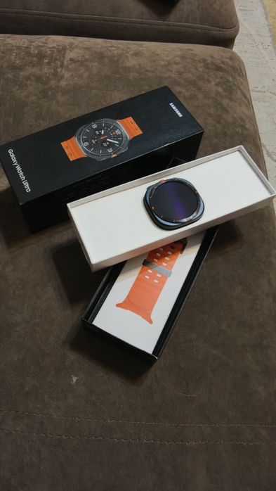 Часы Samsung Galaxy Watch Ultra
