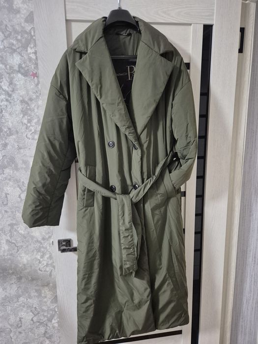 Продам утепленный плащ- пальто