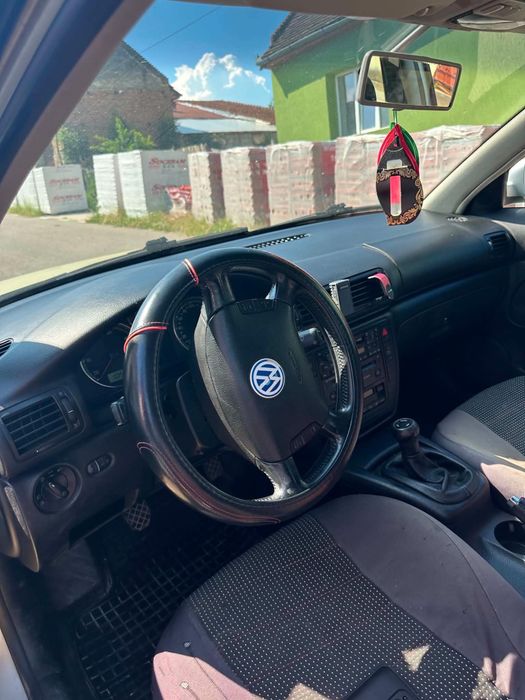 Volkswagen passat b5.5