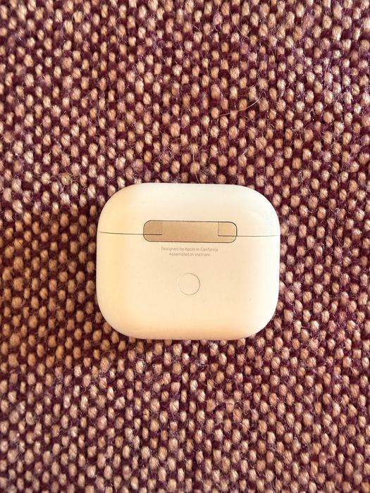 Слушалки AirPods 3