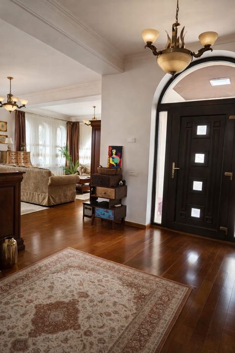 Vilă premium – 348 mp – teren 718 mp – Ovidiu DN