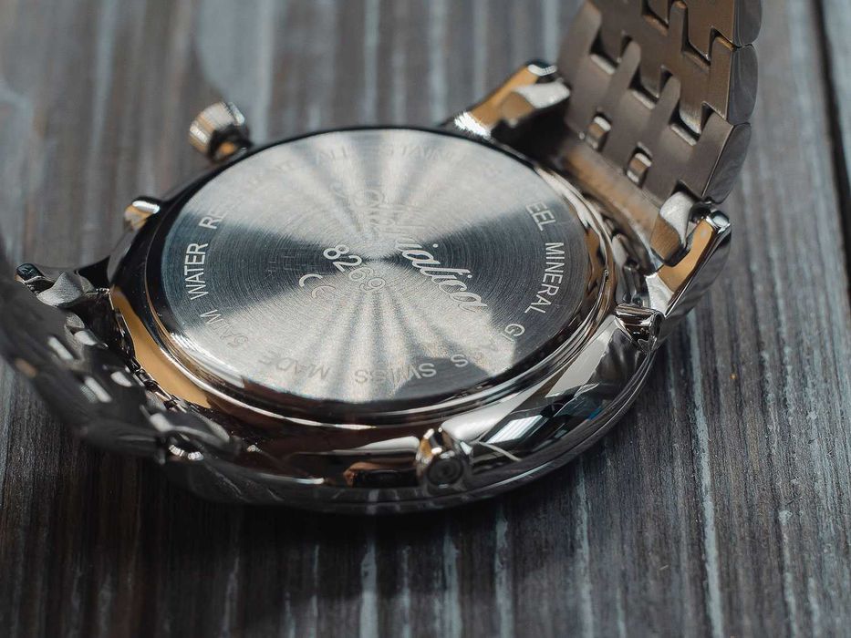 Швейцарские наручные часы Adriatica