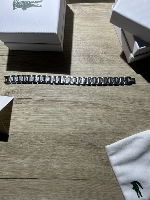 Гривни Lacoste METROPOLE