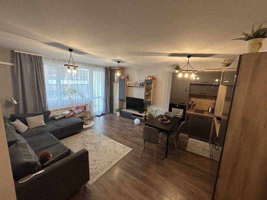 Дава се под наем Тристаен апартамент в София, Света Троица - 90 кв.м за 350 € - Снимка #4