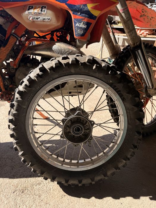 KTM roata 18 enduro.