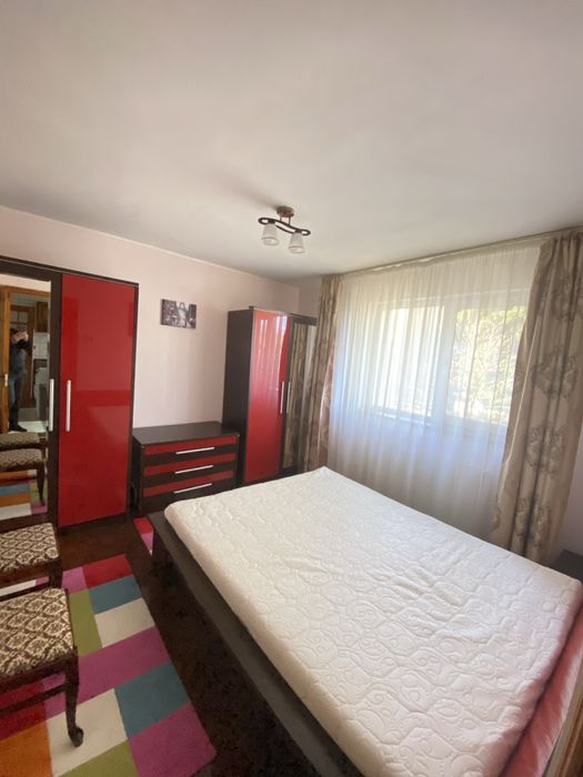 Inchiriez apartament in Mun. Campulung, d sponibil cu 30 martie