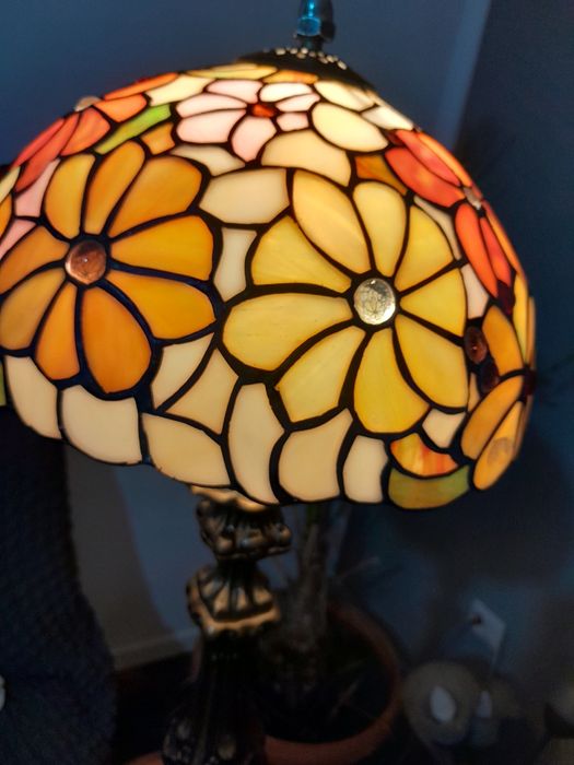 Lampa stil Tiffany