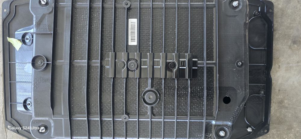 Mercedes 206 Дъно за багажника