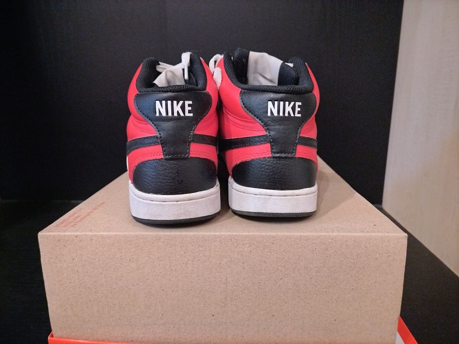 Оригинални кецове Nike