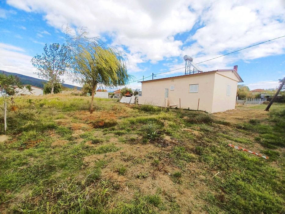 Продава парцел в регулация с площ 205 м2 в Аспровалта, Гърция