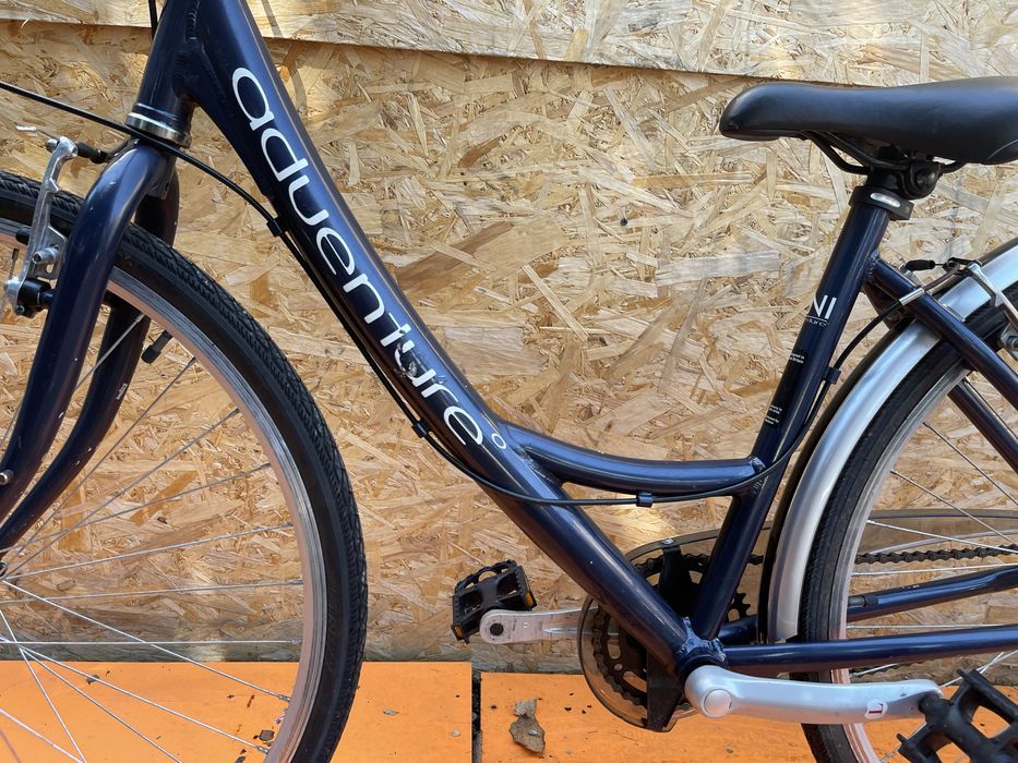 Bicicleta cadru dama aduenture roti 28” cadru aluminiu