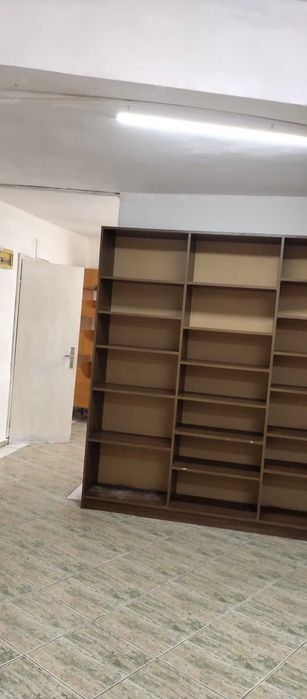 Дава се под наем Магазин в Варна, Колхозен пазар - 60 кв.м за 408 € - Снимка #6