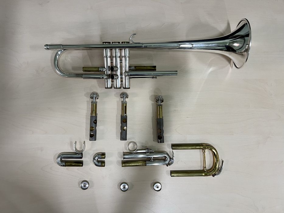 Trompeta Yamaha YTR - 2330