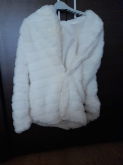 Vind  blanita folosita în stare bună