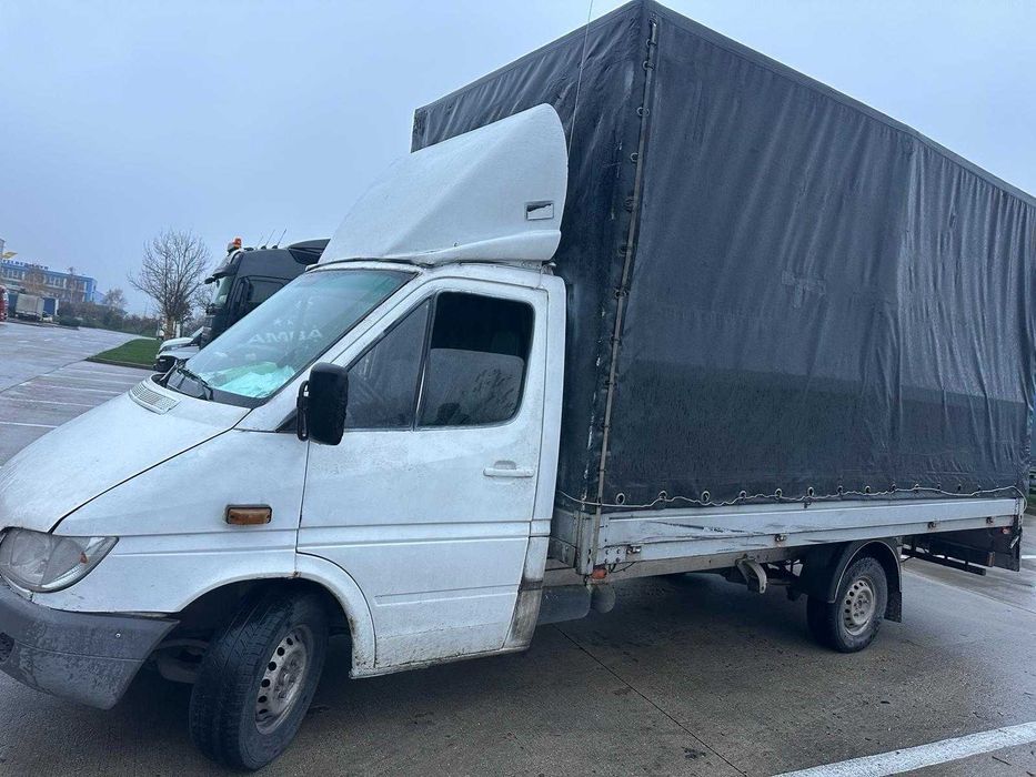 Vand autoutilitara Mercedes Sprinter 2004