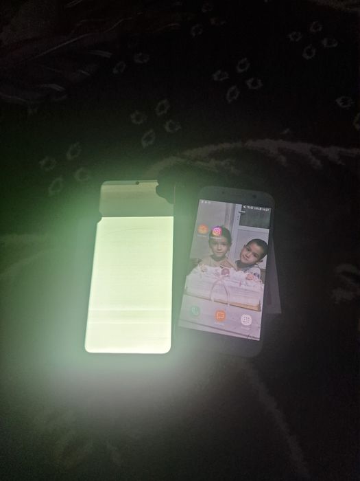 Samsung s 20 + 128 talik