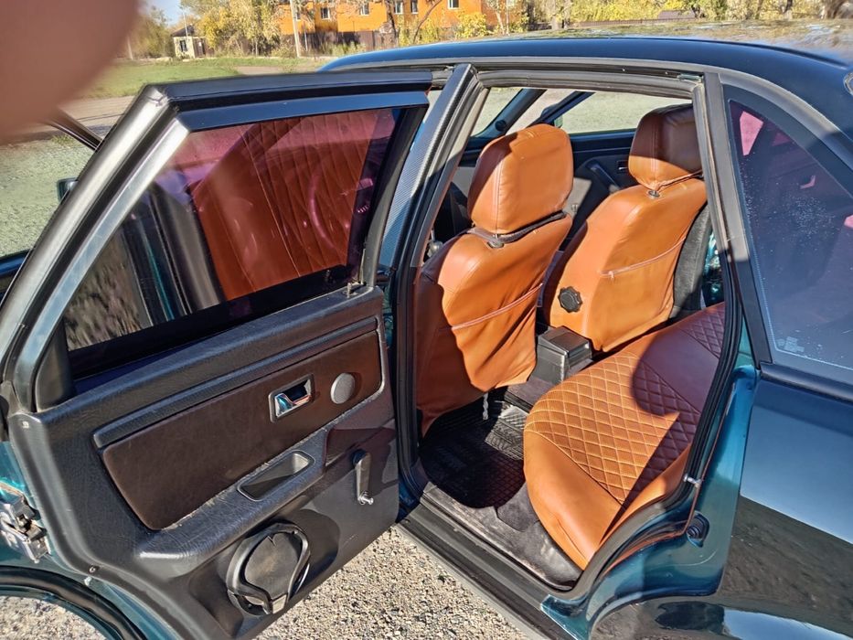 Продам Ауди 80 B4