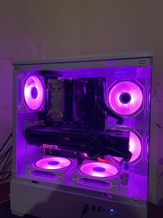 Pc gaming.