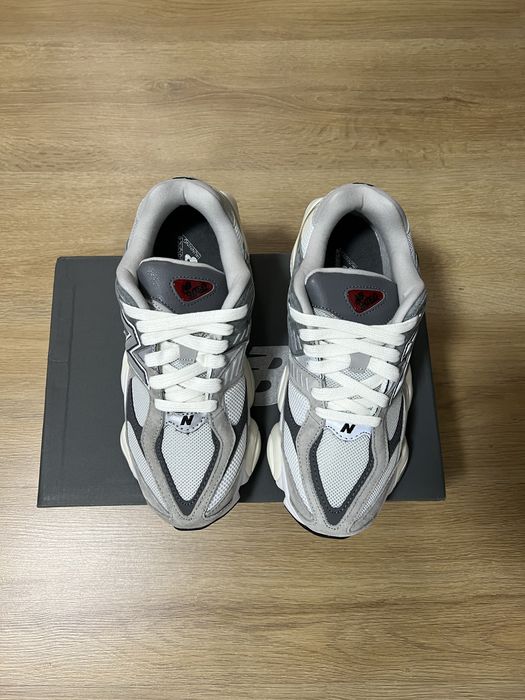 Adidasi New Balance 9060 Light Gray GRY