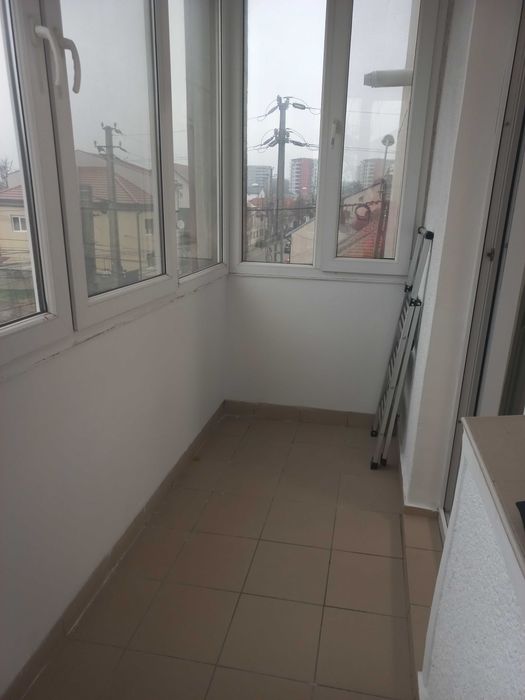 Vând apartament cu 3 camere zona Lipovei Timisoara