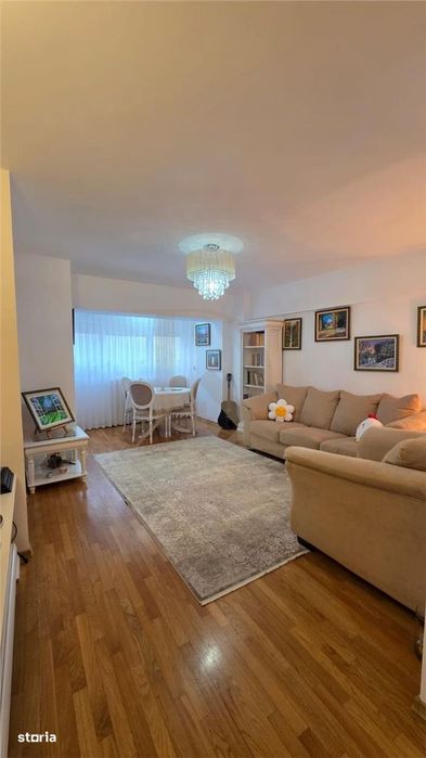 Apartament 3 camere , 78 mp - Centru Civic - Casa de Pensii