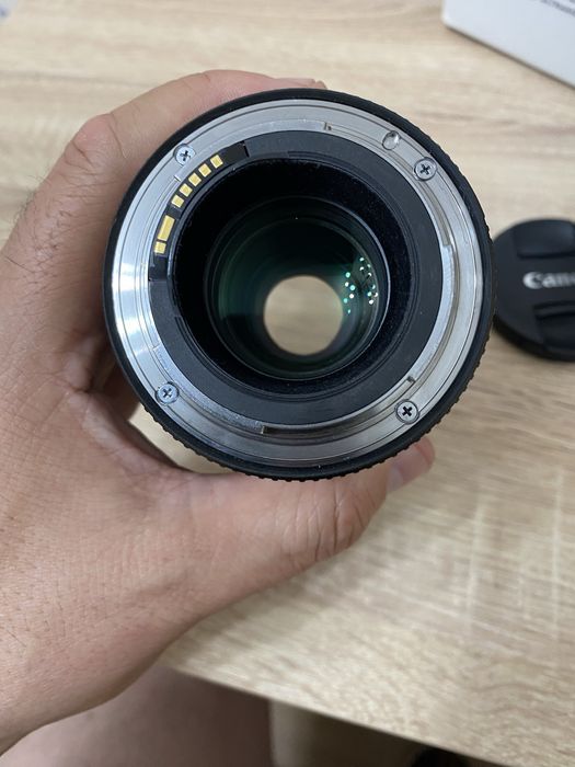 Canon macro 100mm f2.8