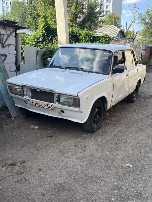Продам ваз 2107 1.7