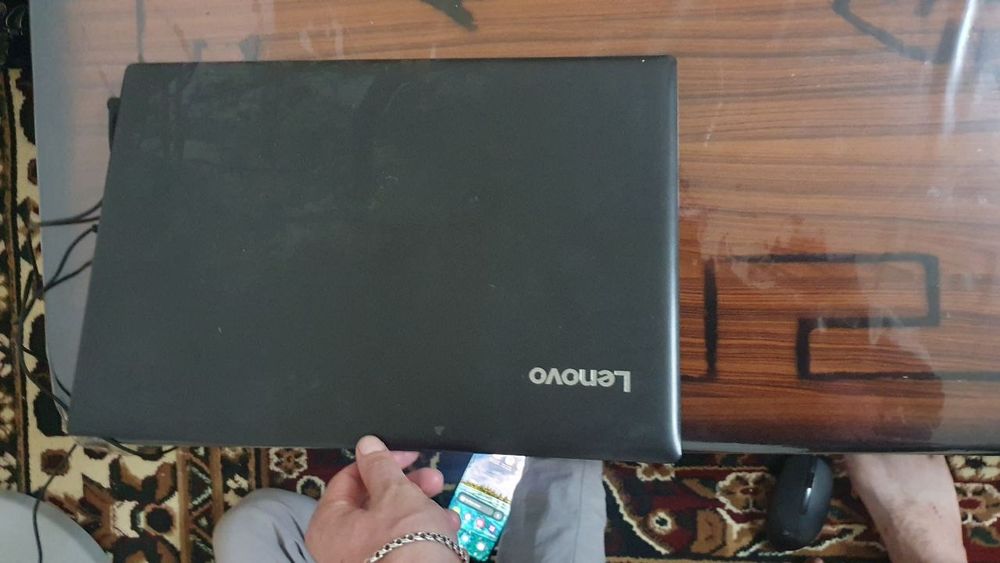 Navoiy viloyati Qiziltepa tumani Oq soch maxallasi.