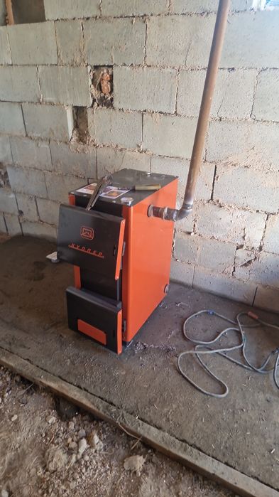 Установка катлов отопления.