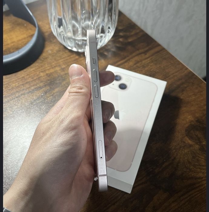 Айфон 13    128 Гб