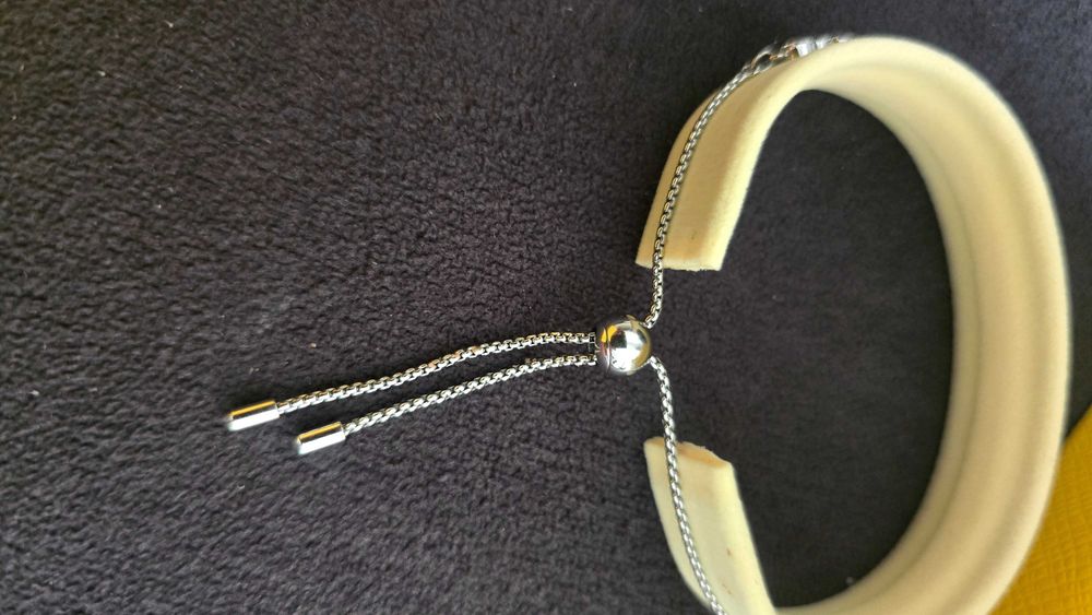 Swarovski  гривна с камъни