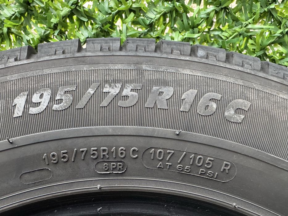 Гуми за бус 195 75 16C. Mishelin