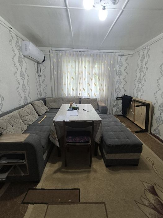 Продам 2-х ком. 2/2/2 Спутник -2. Прямо у метро.