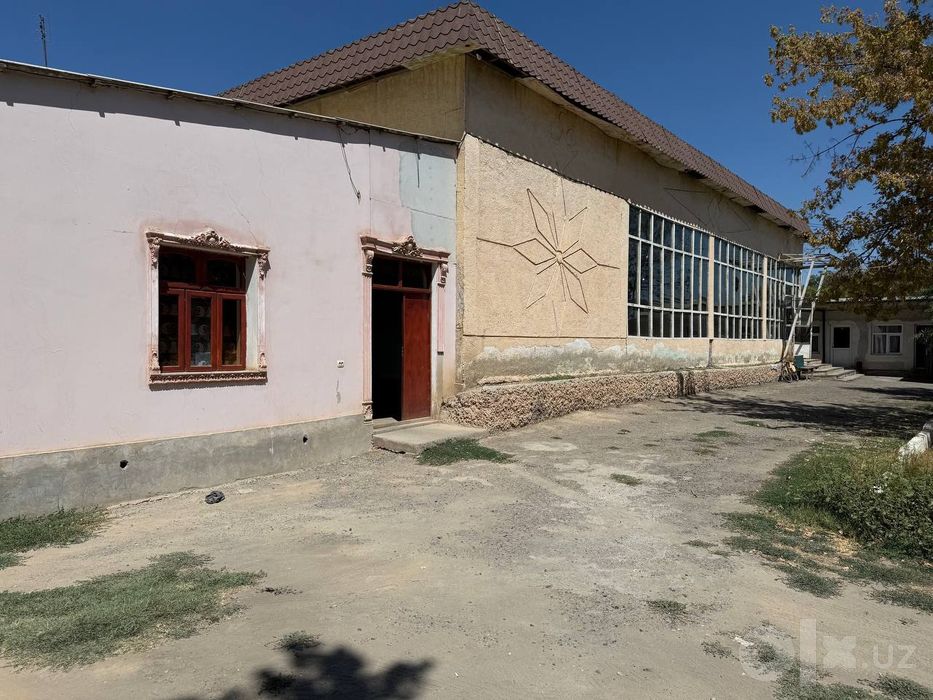 Zudlik bilan sotiladi