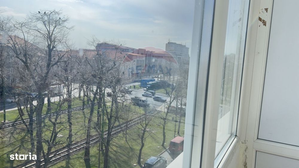 Apartament cu 3 camere de închiriat în zona Podgoria
