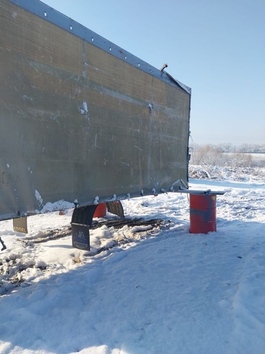 Кузов сатылады  узындыгы 5.30 ширина 2.15. Высота 2.30