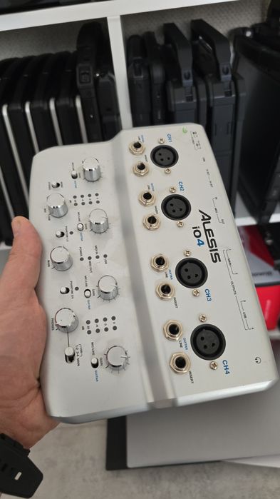 Звуковая карта alesis
