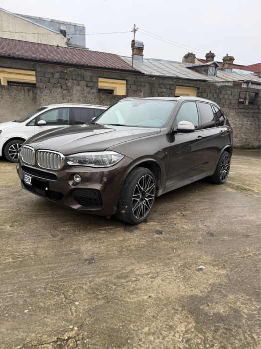 Bmw X5 50M d INDIVIDUAL 381 cp 2015 full option variante rate schimb