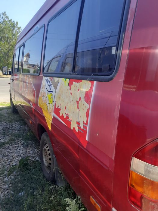 Mercedes-Benz Sprinter 308 CDI // Microbuz 15+1 locuri