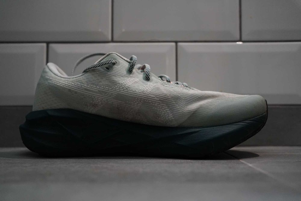 Обукви за бягане Asics Novablast 5 TR 44.5