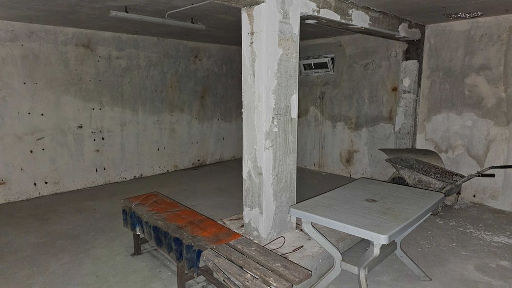 СП – 75 Продава се складово помещение в кв. Варош.