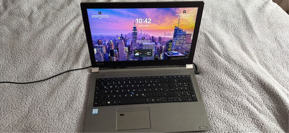 Laptop Business Toshiba Tecra Z50-E | Intel i5 Gen 8 | 8GB RAM | Windows 11 Pro