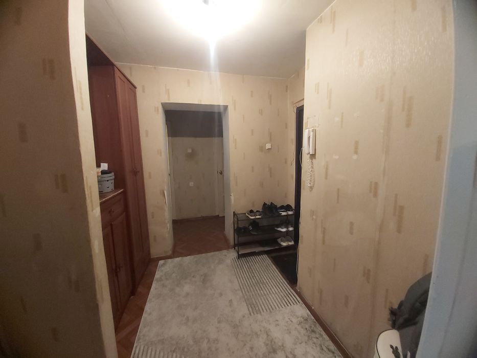 Продается 2х ком.кв в 6 мкр