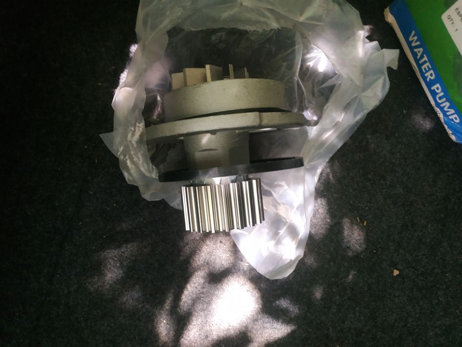 Водяной насос нексия Донс