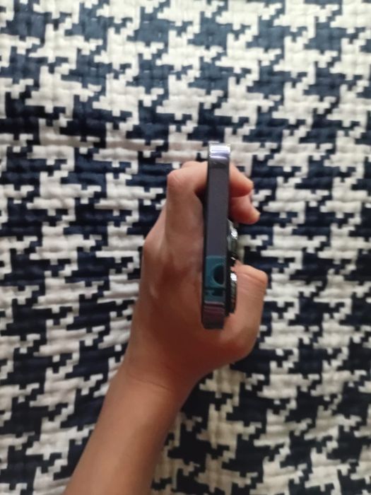 Обмениваю iPhone 14 pro