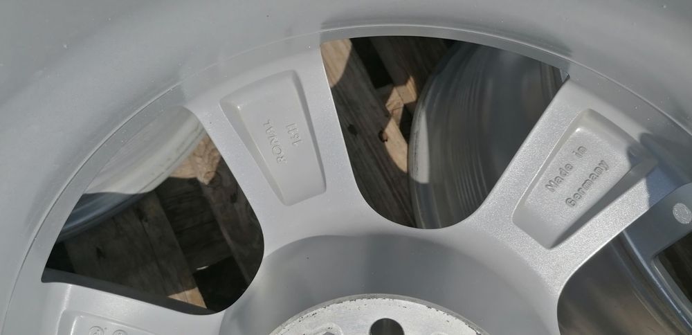 17 цола 5 х 114,3 мм Нисан / Рено / Дачия - 7,5 Инча / ЕТ 40