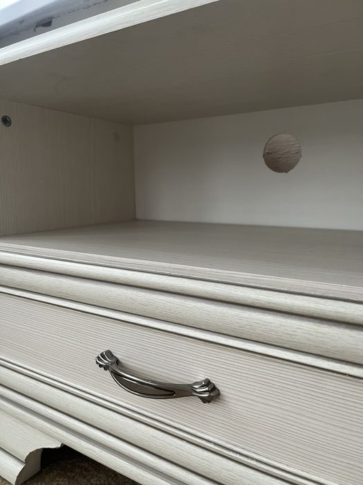 Тумба под телевизор